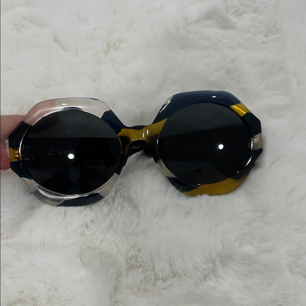 CHRISTIAN DIOR SPIRIT 1 SUNGLASSES - Picture 2 of 14